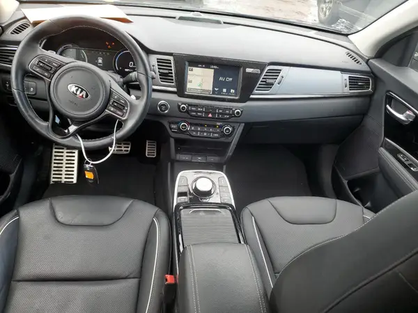 KNDCE3LG0K5016567 2019 KIA NIRO - Image 8