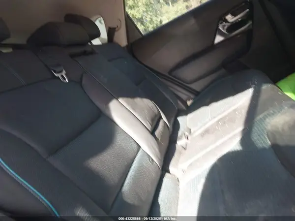 KNDCE3LG0L5035170 2020 KIA NIRO - Image 8