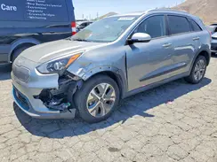 KNDCE3LG0N5135952 2022 KIA NIRO