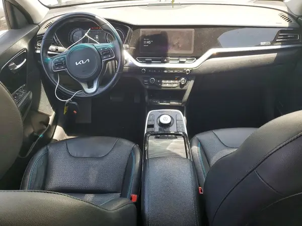 KNDCE3LG0N5135952 2022 KIA NIRO - Image 8