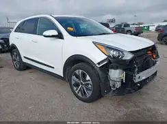 KNDCE3LG0N5140925 2022 KIA NIRO