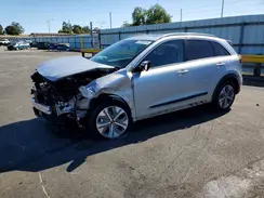 KNDCE3LG1K5026072 2019 KIA NIRO