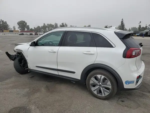 KNDCE3LG1K5027352 2019 KIA NIRO - Image 2