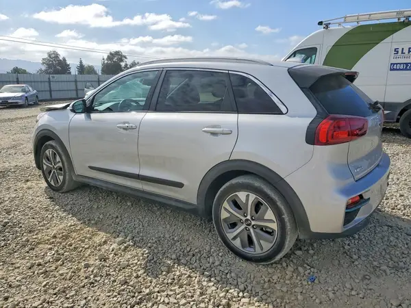 KNDCE3LG1L5061454 2020 KIA NIRO - Image 2