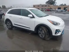 KNDCE3LG1L5074835 2020 KIA NIRO