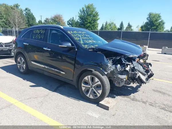 KNDCE3LG1N5135412 2022 KIA NIRO - Image 1