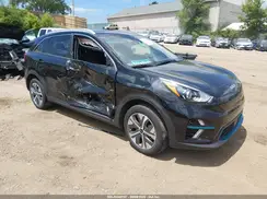 KNDCE3LG1N5144031 2022 KIA NIRO