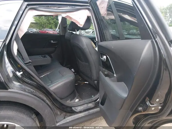 KNDCE3LG1N5144031 2022 KIA NIRO - Image 8