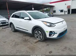 KNDCE3LG2K5017980 2019 KIA NIRO
