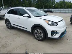 KNDCE3LG2K5020099 2019 KIA NIRO
