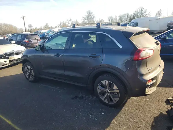 KNDCE3LG2K5025853 2019 KIA NIRO - Image 2