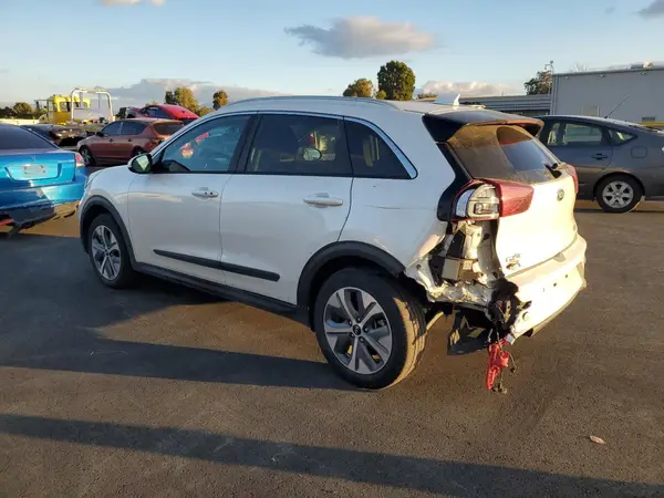 KNDCE3LG2L5054660 2020 KIA NIRO - Image 2