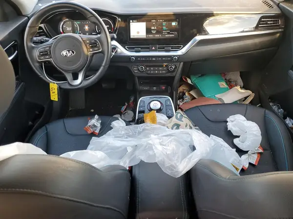 KNDCE3LG2L5054660 2020 KIA NIRO - Image 8