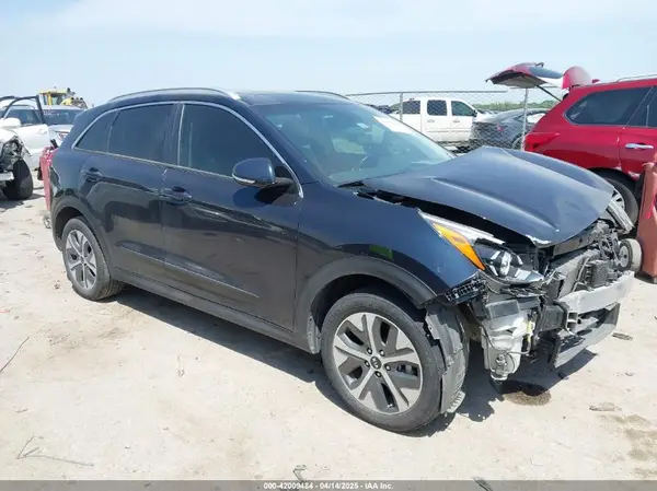 KNDCE3LG2L5067733 2020 KIA NIRO - Image 1