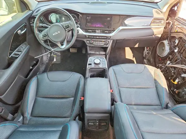 KNDCE3LG2N5142160 2022 KIA NIRO - Image 8
