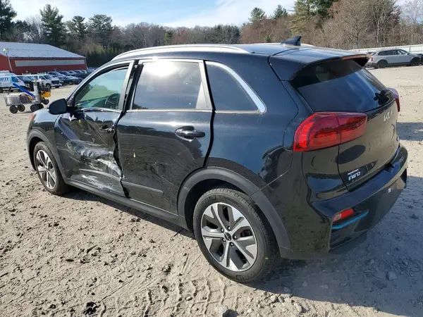 KNDCE3LG2N5144071 2022 KIA NIRO - Image 2