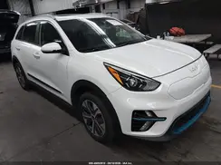 KNDCE3LG2N5156320 2022 KIA NIRO