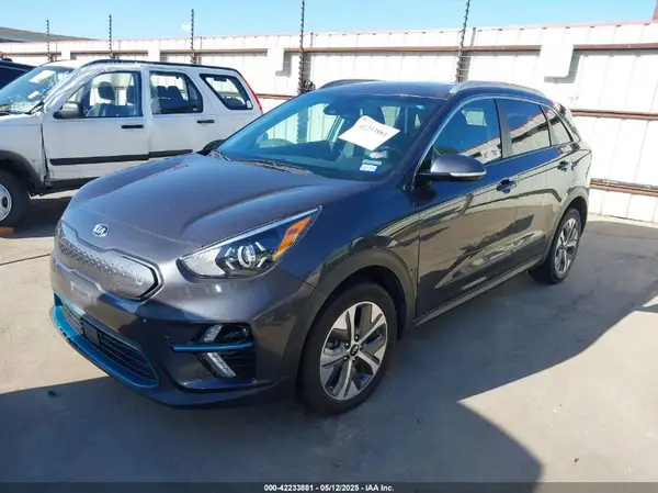 KNDCE3LG3L5055395 2020 KIA NIRO - Image 2