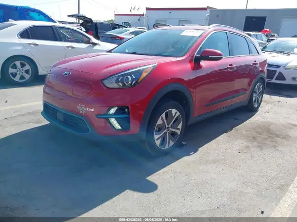 KNDCE3LG3L5056210 2020 KIA NIRO - Image 2