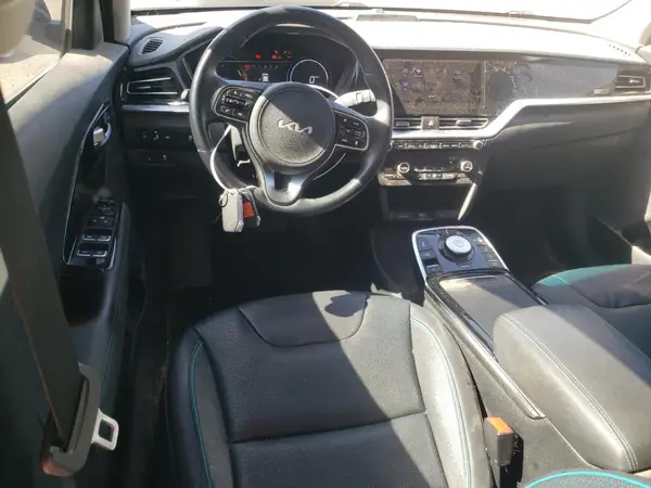 KNDCE3LG3N5153071 2022 KIA NIRO - Image 8