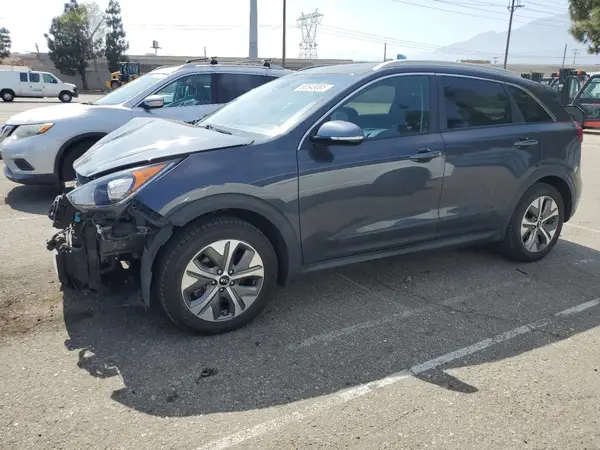 KNDCE3LG4K5014868 2019 KIA NIRO - Image 1