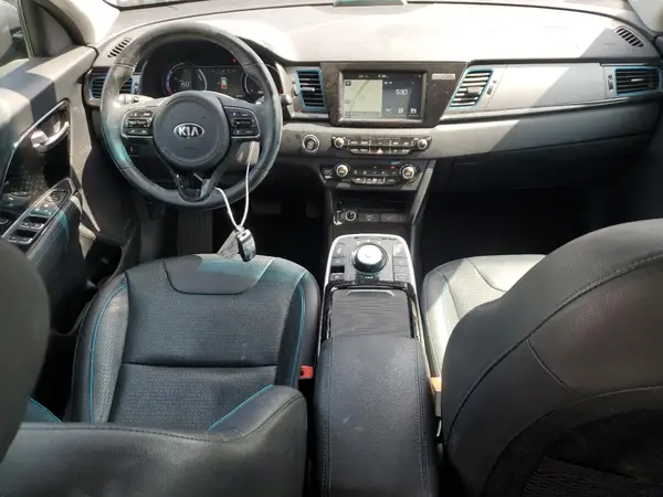 KNDCE3LG4K5014868 2019 KIA NIRO - Image 8