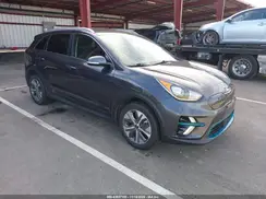 KNDCE3LG4K5019231 2019 KIA NIRO