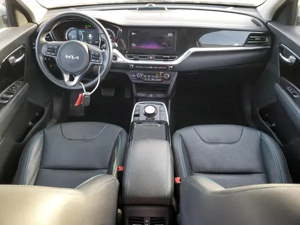 KNDCE3LG4N5142273 2022 KIA NIRO - Image 8