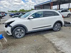KNDCE3LG5L5040686 2020 KIA NIRO