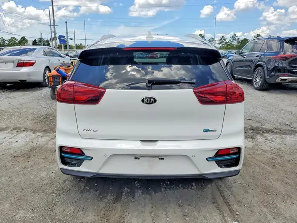 2020 KIA NIRO auction photo 6