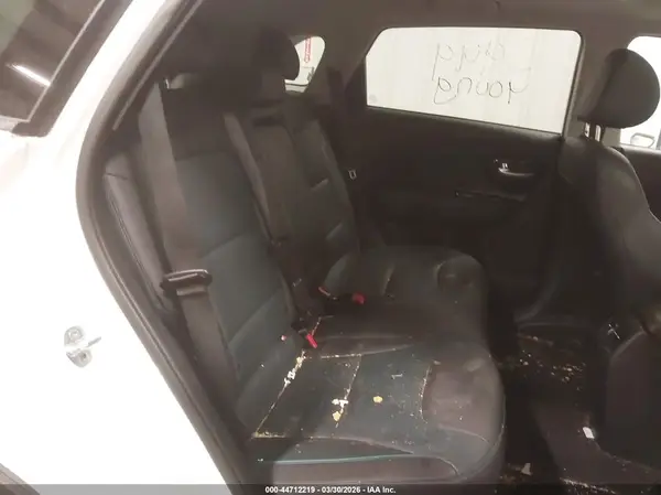 KNDCE3LG5N5138104 2022 KIA NIRO - Image 8