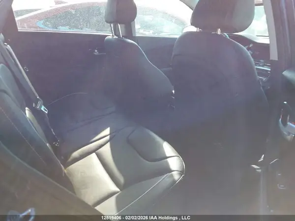 KNDCE3LG6N5127662 2022 KIA NIRO - Image 8