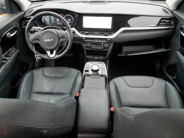 KNDCE3LG6N5139360 2022 KIA NIRO - Image 8