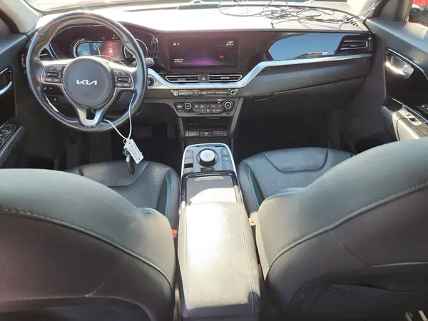 KNDCE3LG6N5144378 2022 KIA NIRO - Image 8