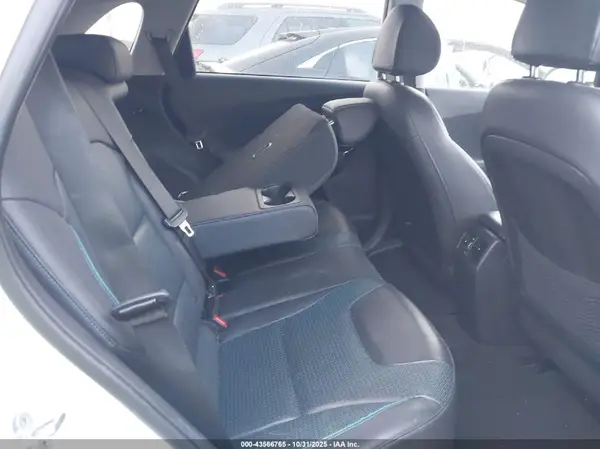 KNDCE3LG7N5124981 2022 KIA NIRO - Image 8