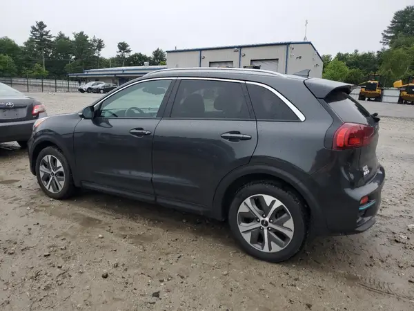 KNDCE3LG7N5135835 2022 KIA NIRO - Image 2