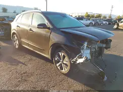 KNDCE3LG7N5145958 2022 KIA NIRO