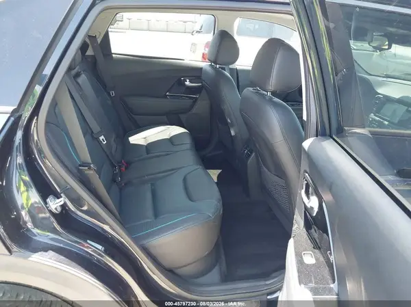 KNDCE3LG8K5030295 2019 KIA NIRO - Image 8