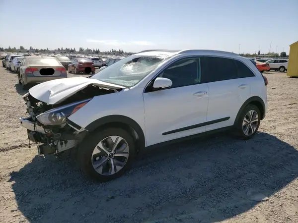 KNDCE3LG8L5053061 2020 KIA NIRO - Image 1