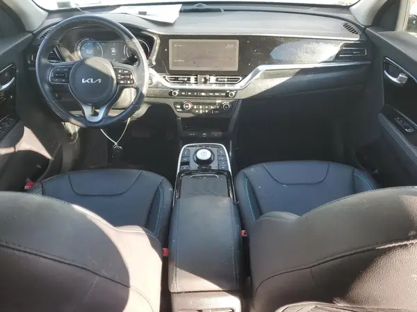 KNDCE3LG8N5136007 2022 KIA NIRO - Image 8