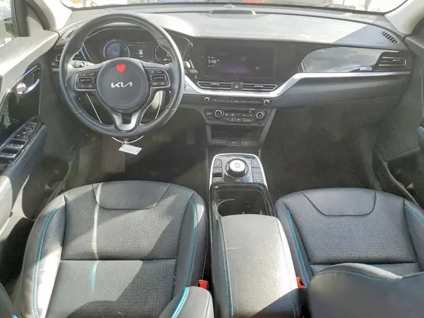 KNDCE3LG8N5136170 2022 KIA NIRO - Image 8