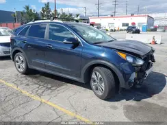 KNDCE3LG9K5015420 2019 KIA NIRO