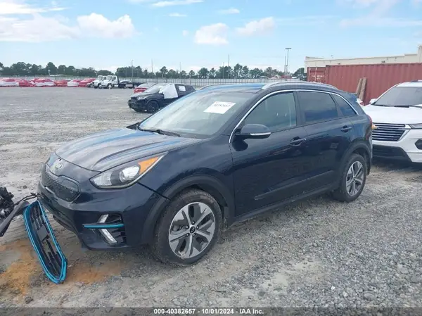 KNDCE3LG9K5016406 2019 KIA NIRO - Image 2