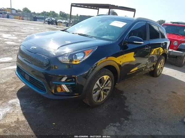 KNDCE3LG9K5018754 2019 KIA NIRO - Image 2