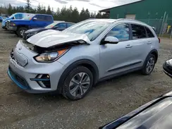 KNDCE3LG9K5027647 2019 KIA NIRO