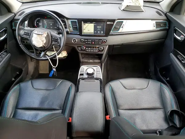 KNDCE3LG9K5027647 2019 KIA NIRO - Image 8