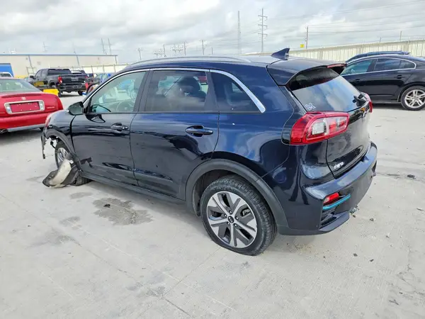 KNDCE3LG9K5028698 2019 KIA NIRO - Image 2