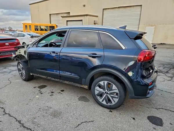 KNDCE3LG9L5052906 2020 KIA NIRO - Image 2