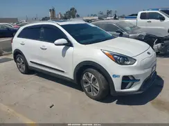 KNDCE3LG9L5060844 2020 KIA NIRO