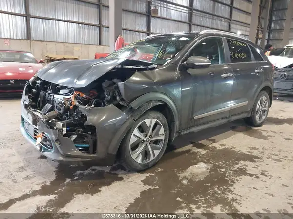 KNDCE3LG9M5104830 2021 KIA NIRO - Image 2